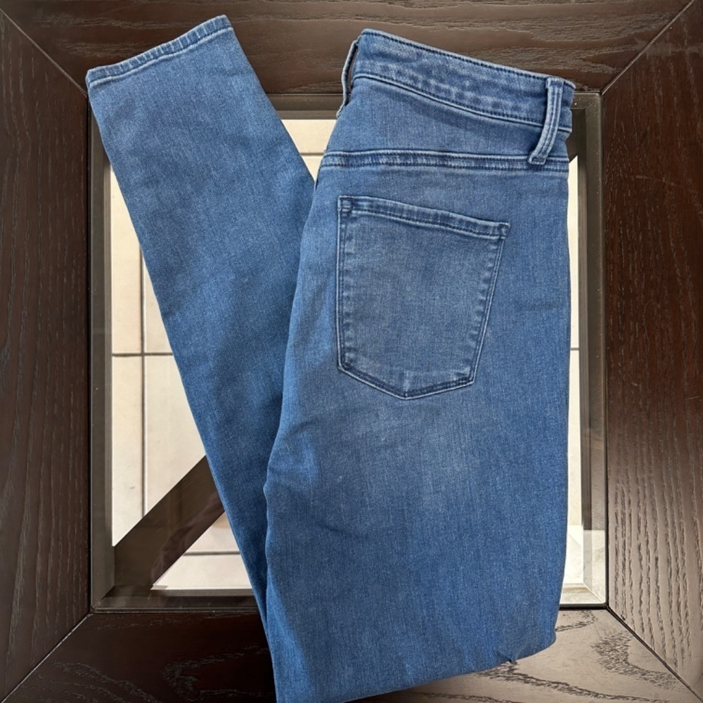 *TALBOTS* Medium Wash Jeggings Size 8